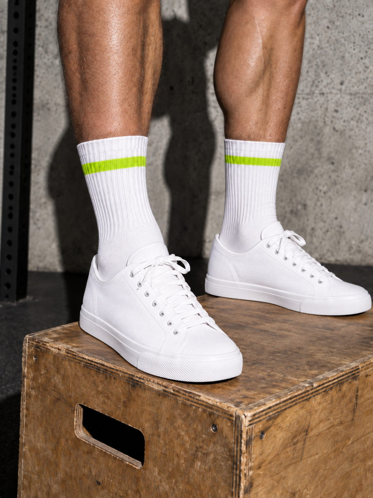 Chaussettes de training portées sur une box