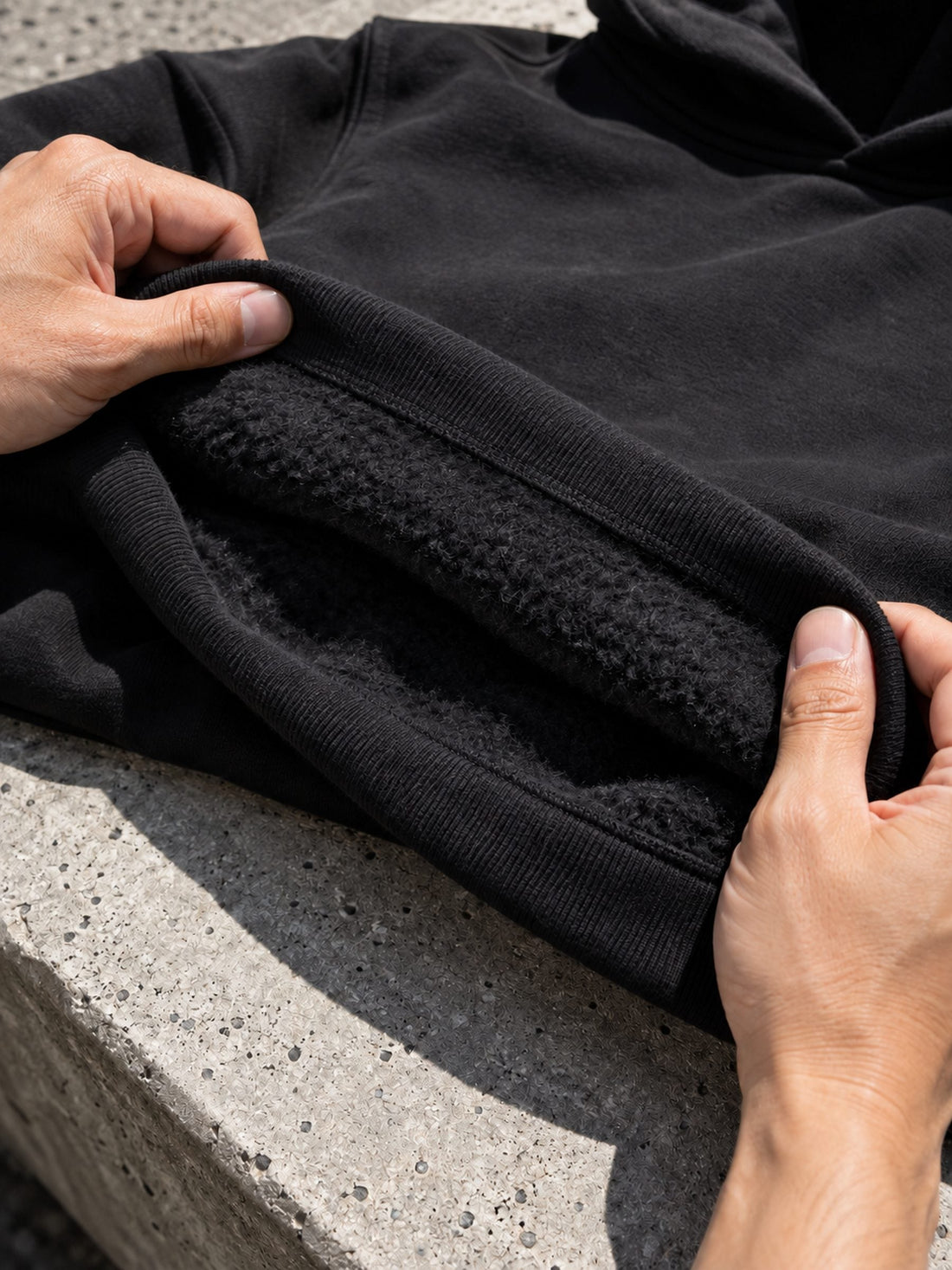 Hoodie Heavy noir, molleton épais